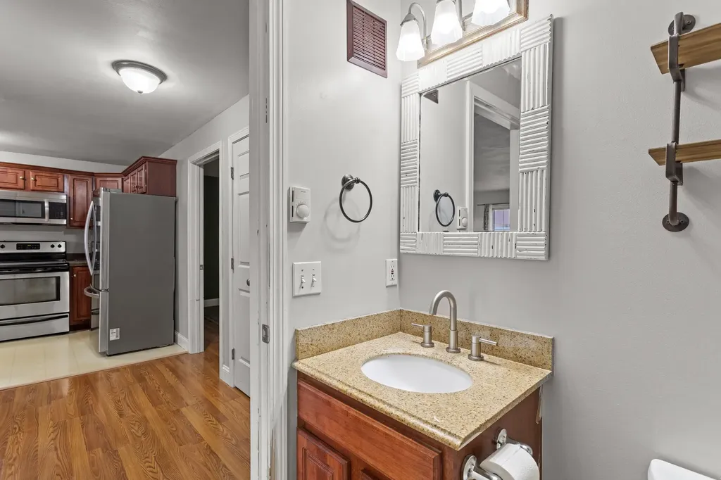 4 Deer Street Tilton NH 03276