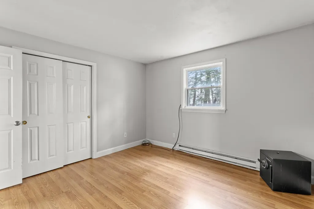 4 Deer Street Tilton NH 03276