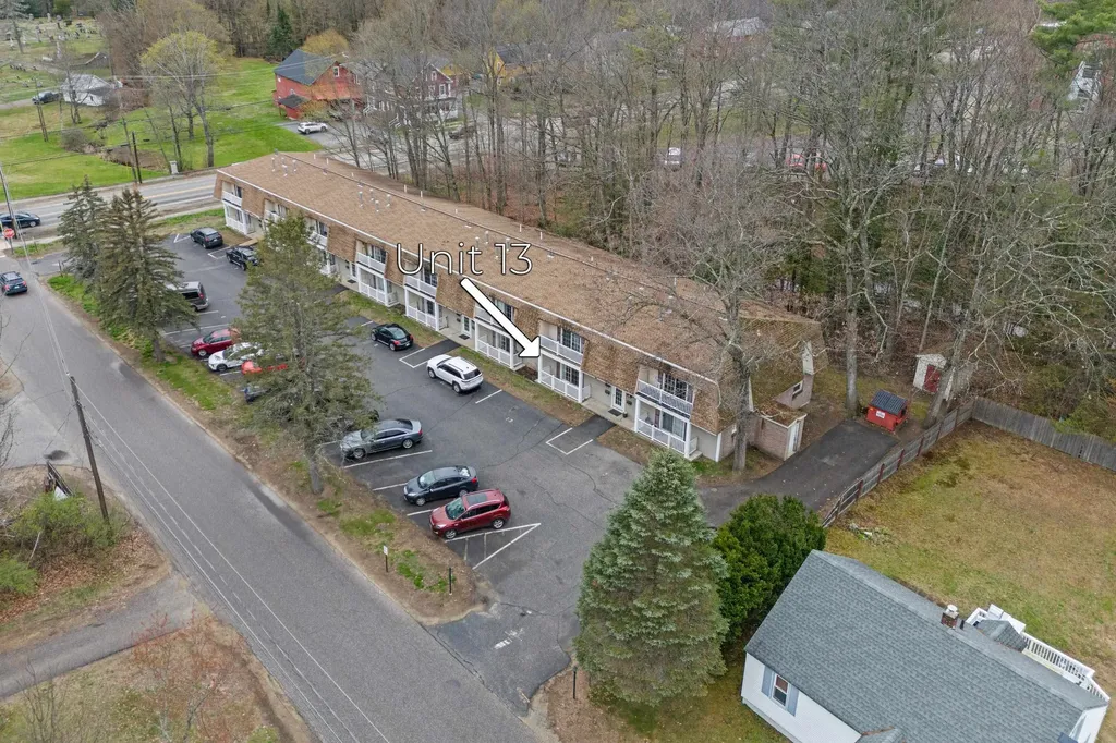 4 Deer Street Tilton NH 03276