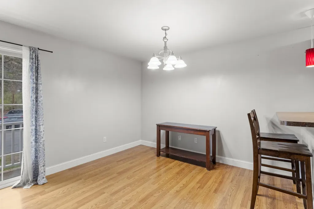 4 Deer Street Tilton NH 03276