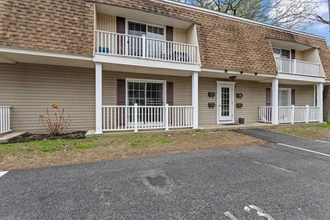 4 Deer Street Tilton NH 03276