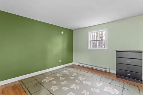 4 Deer Street Tilton NH 03276