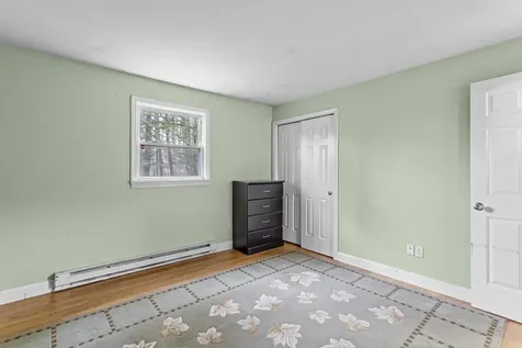 4 Deer Street Tilton NH 03276