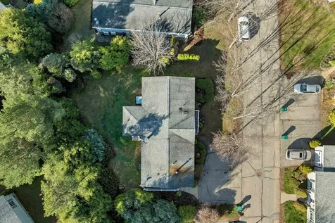 11 Lilac Lane Belmont NH 03220