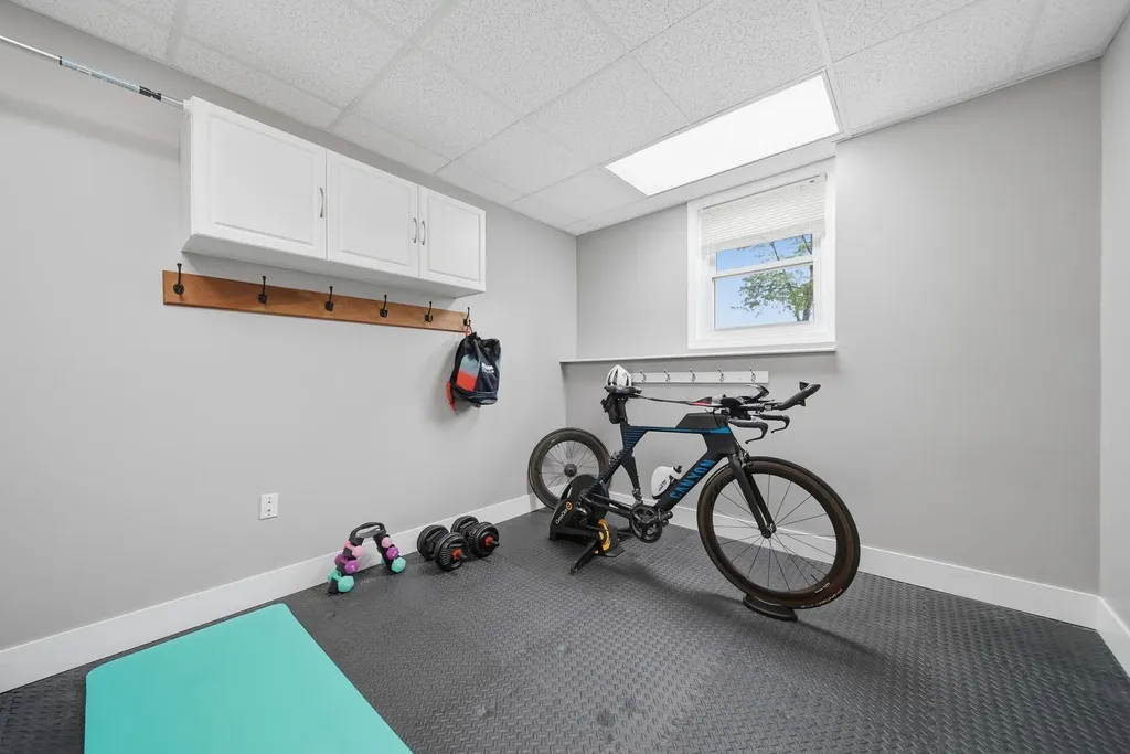 26 Mayflower Drive Litchfield NH 03052
