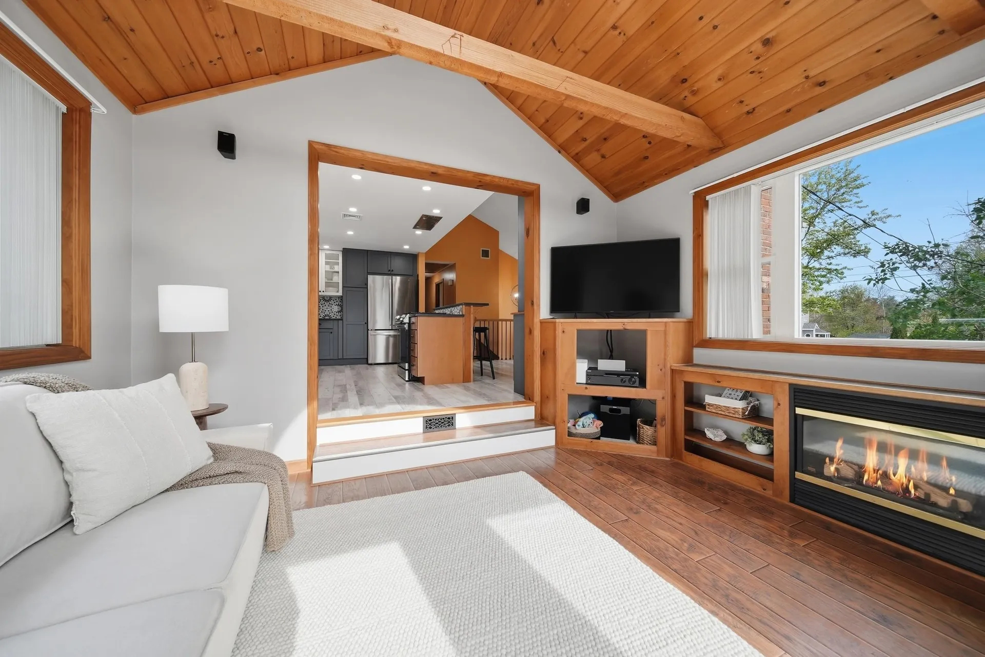 26 Mayflower Drive Litchfield NH 03052