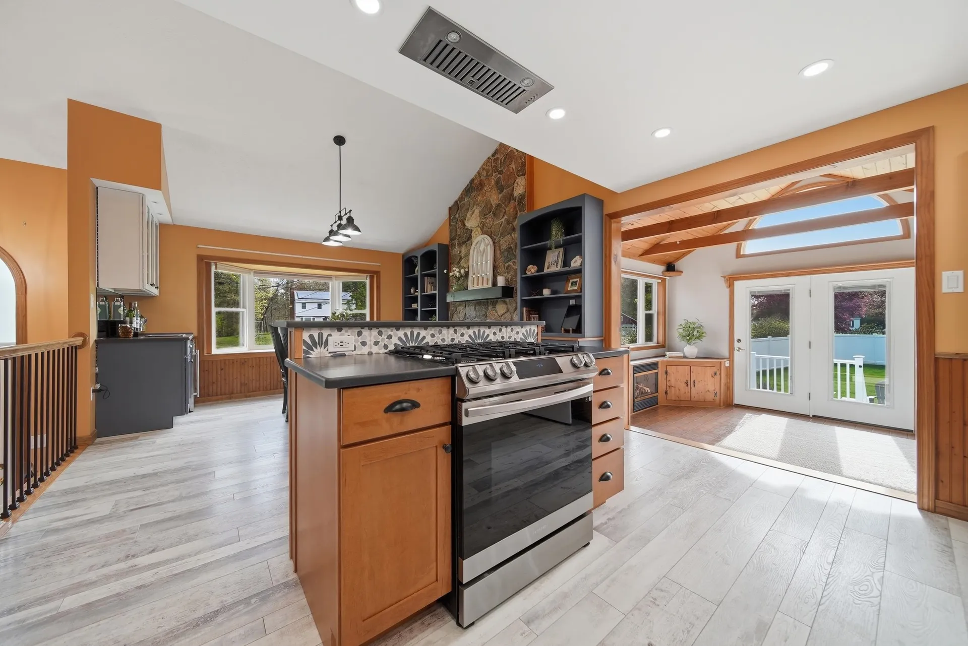 26 Mayflower Drive Litchfield NH 03052