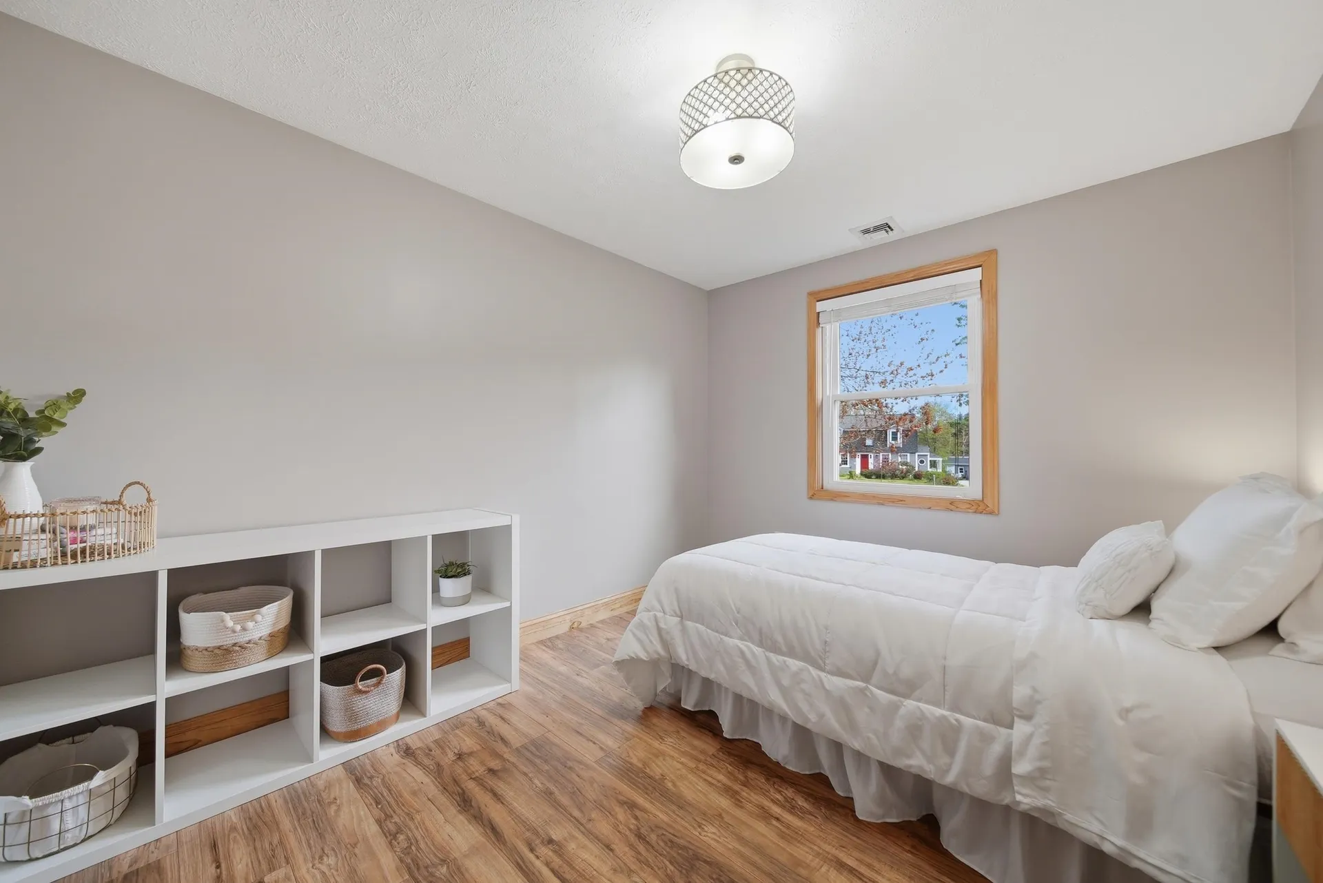26 Mayflower Drive Litchfield NH 03052