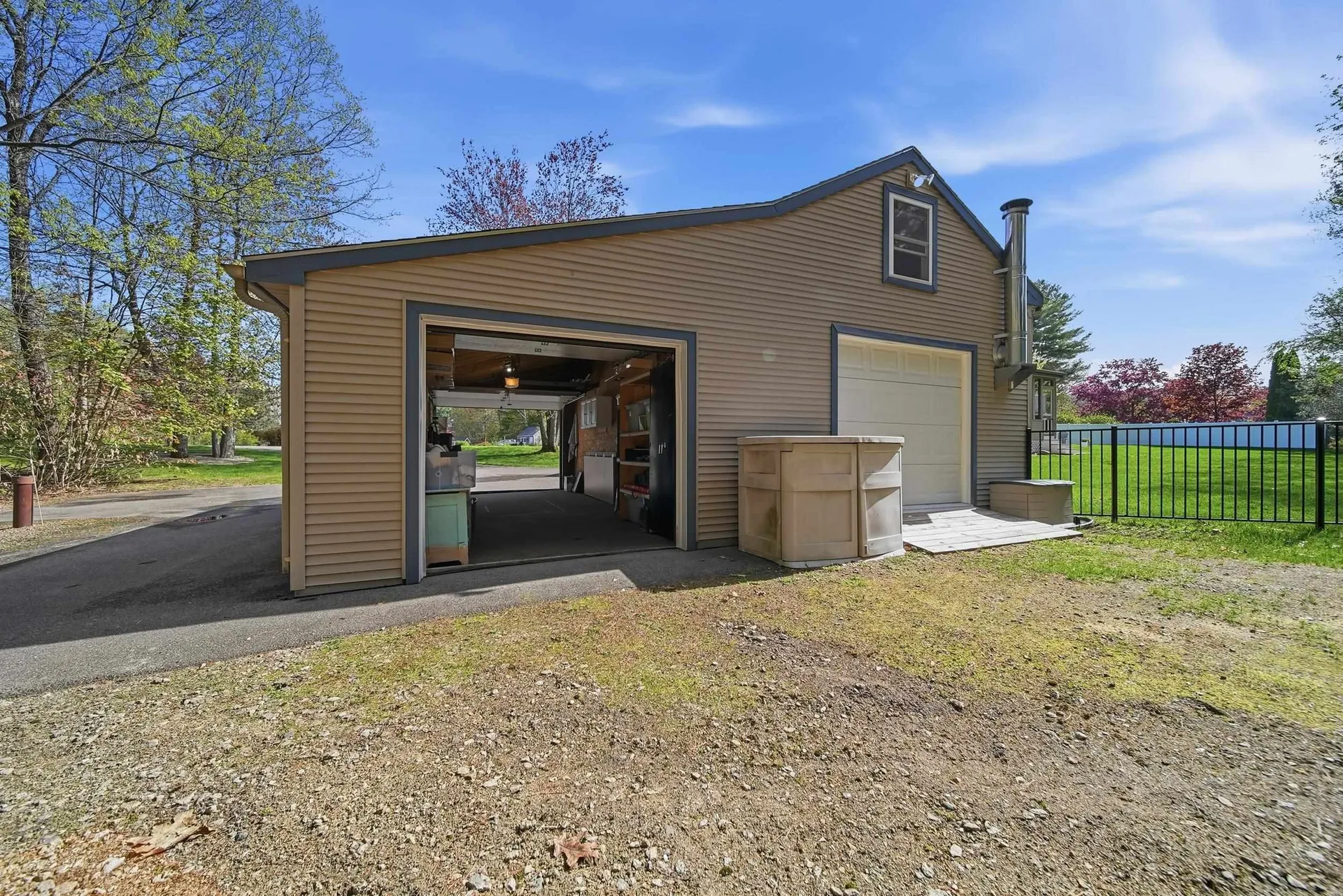 26 Mayflower Drive Litchfield NH 03052