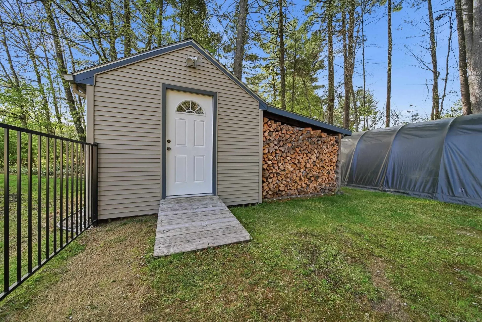 26 Mayflower Drive Litchfield NH 03052