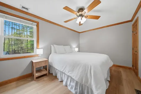 26 Mayflower Drive Litchfield NH 03052