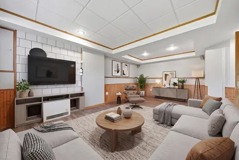 26 Mayflower Drive Litchfield NH 03052