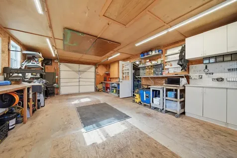 26 Mayflower Drive Litchfield NH 03052