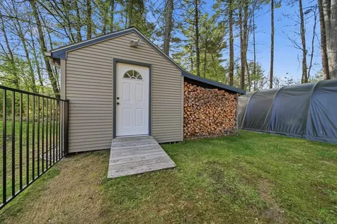 26 Mayflower Drive Litchfield NH 03052
