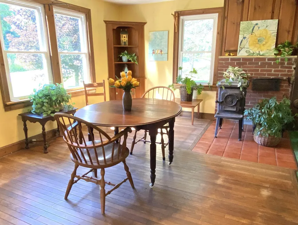 364 Bonnyvale Road Brattleboro VT 05301
