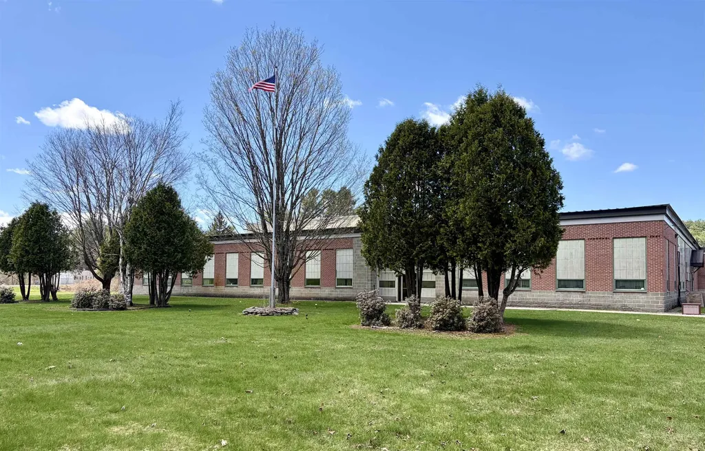 390 Highland Avenue Littleton NH 03561