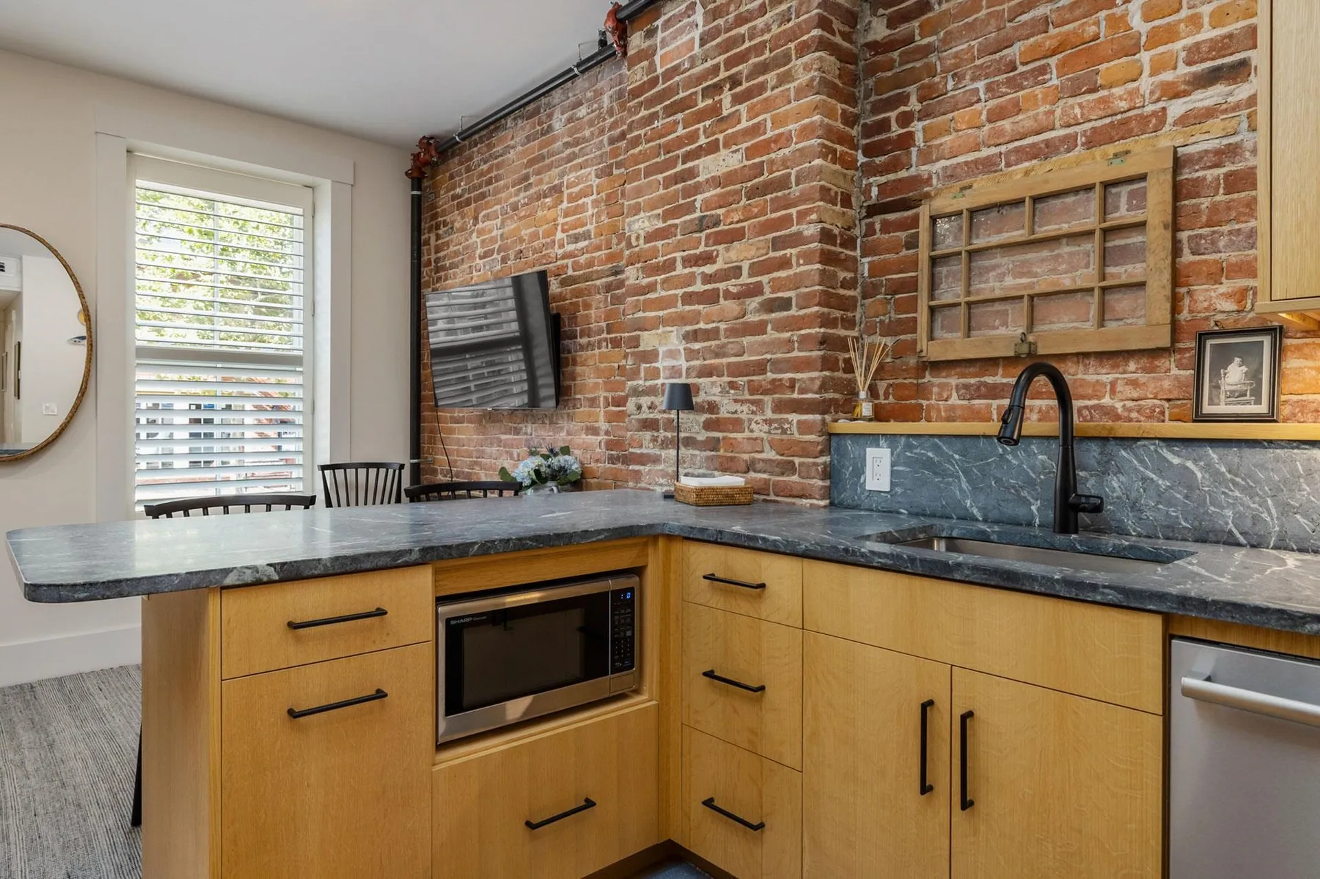 124 State Street Portsmouth NH 03801
