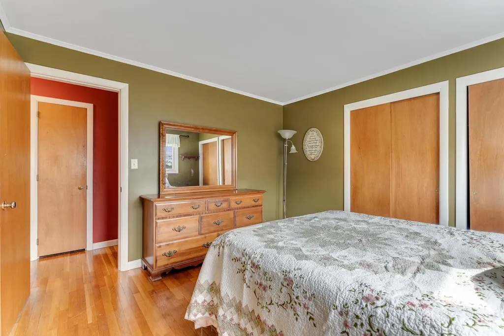 39 Maplewood Avenue Barre City VT 05641
