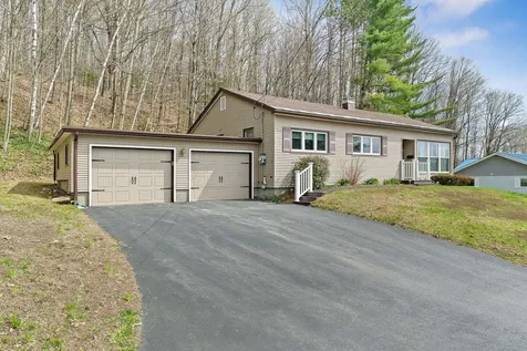 39 Maplewood Avenue Barre City VT 05641