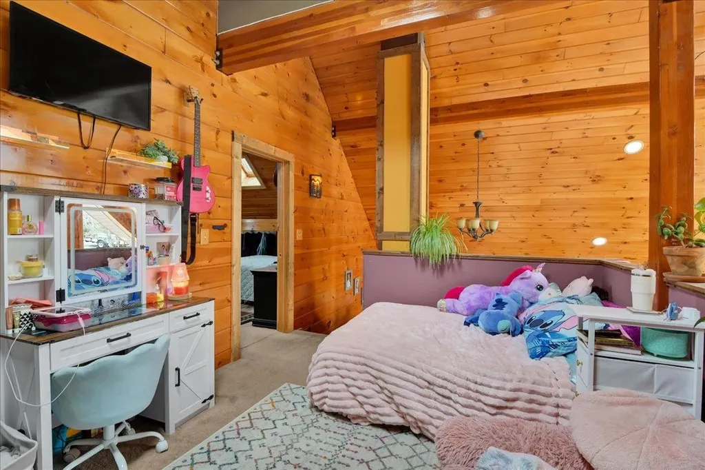 487 Rue Madeline Readsboro VT 05350