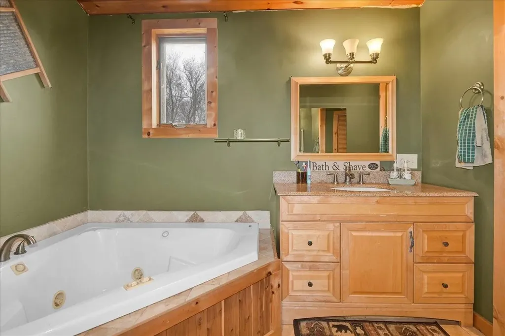 487 Rue Madeline Readsboro VT 05350