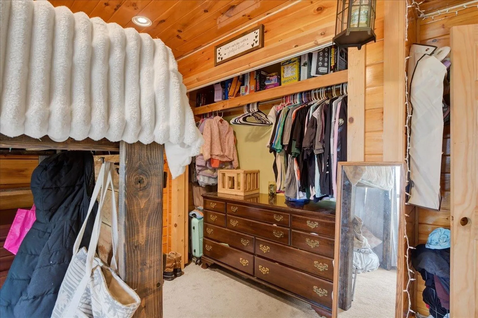 487 Rue Madeline Readsboro VT 05350