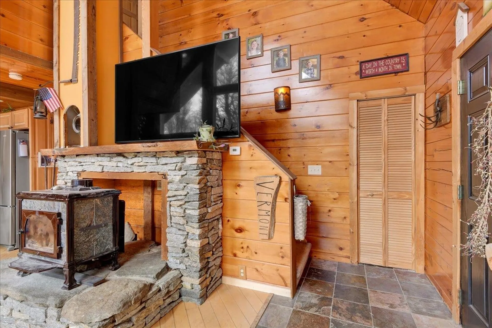 487 Rue Madeline Readsboro VT 05350