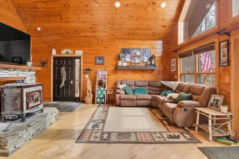 487 Rue Madeline Readsboro VT 05350