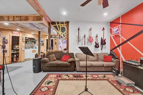 487 Rue Madeline Readsboro VT 05350