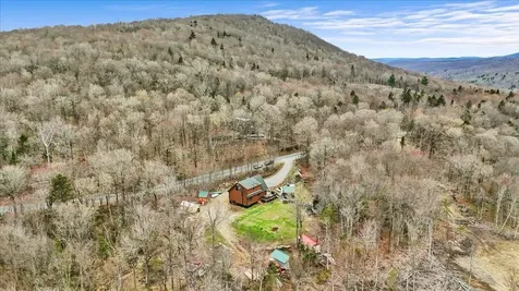 487 Rue Madeline Readsboro VT 05350