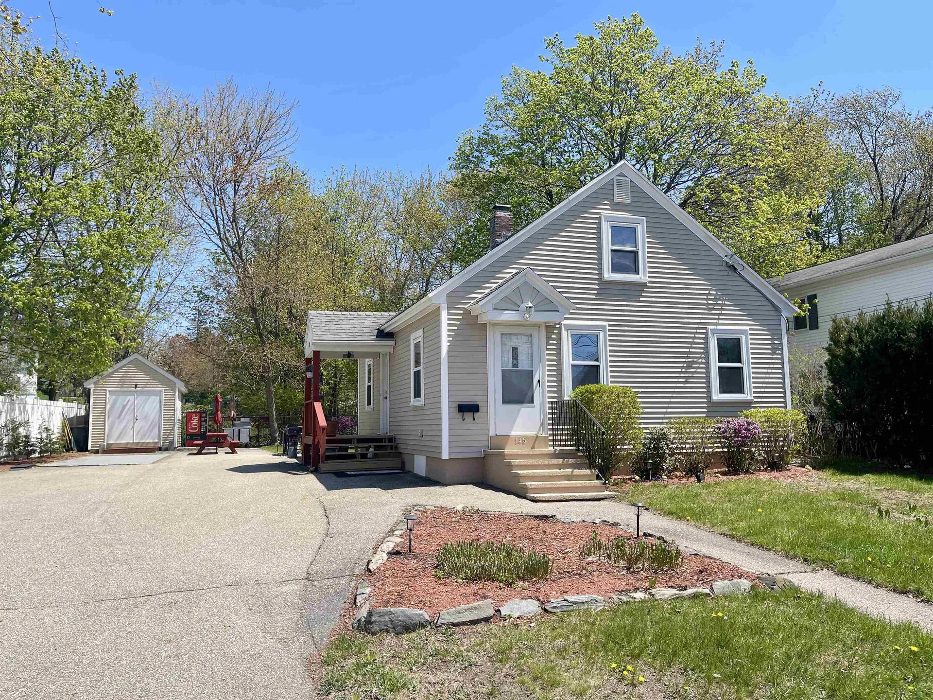 145 Anthony Street Manchester NH 03103