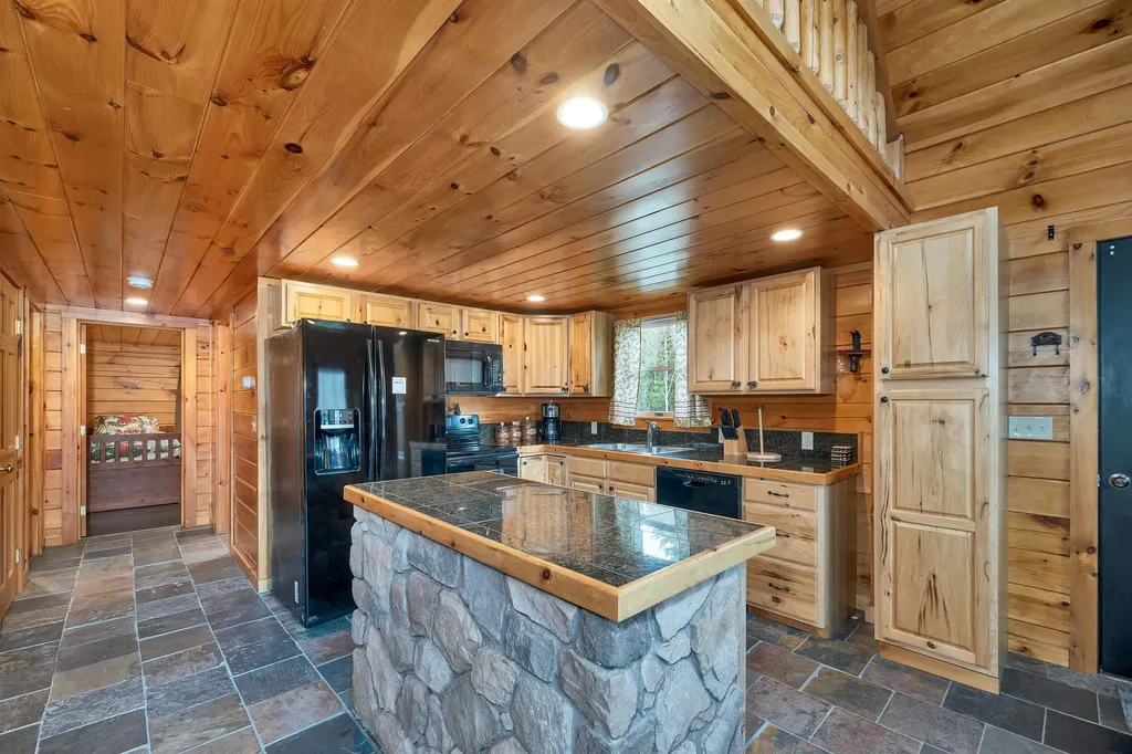 72 Black Bear Road Carroll NH 03595