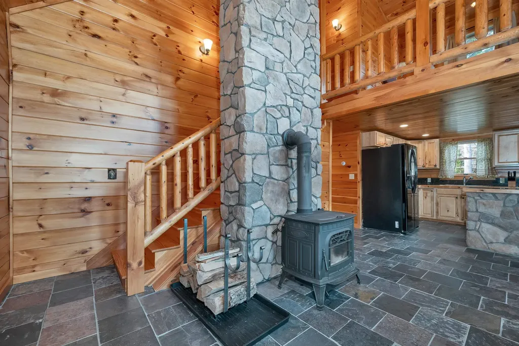 72 Black Bear Road Carroll NH 03595