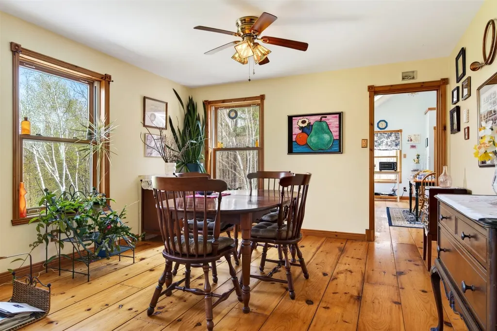 142 Schenkar Road Pownal VT 05261