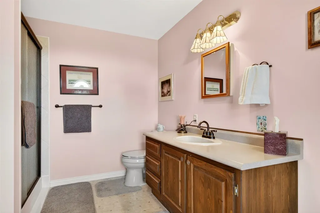 142 Schenkar Road Pownal VT 05261