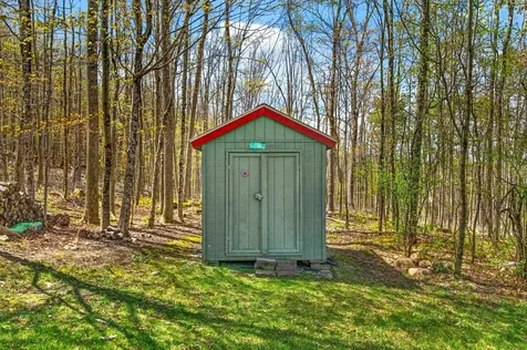 142 Schenkar Road Pownal VT 05261