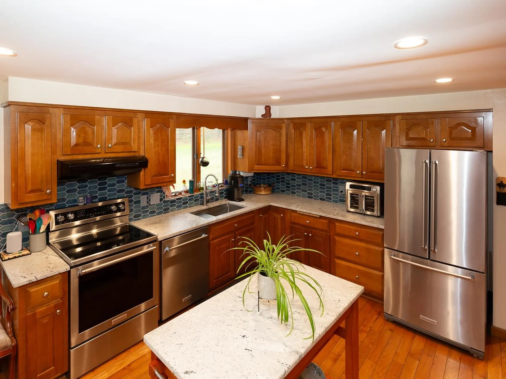 8 Laurel Lane Stratham NH 03885