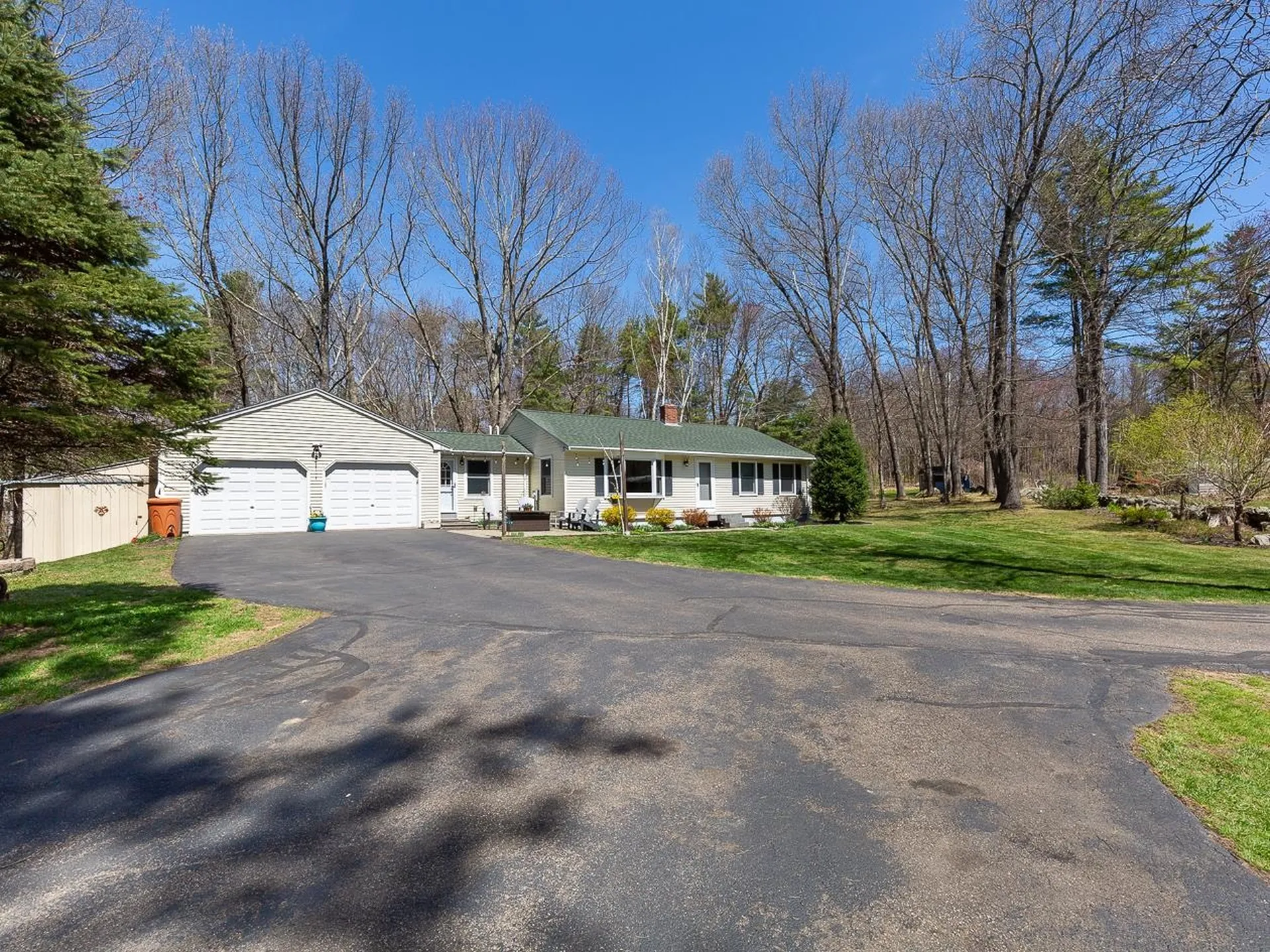 8 Laurel Lane Stratham NH 03885