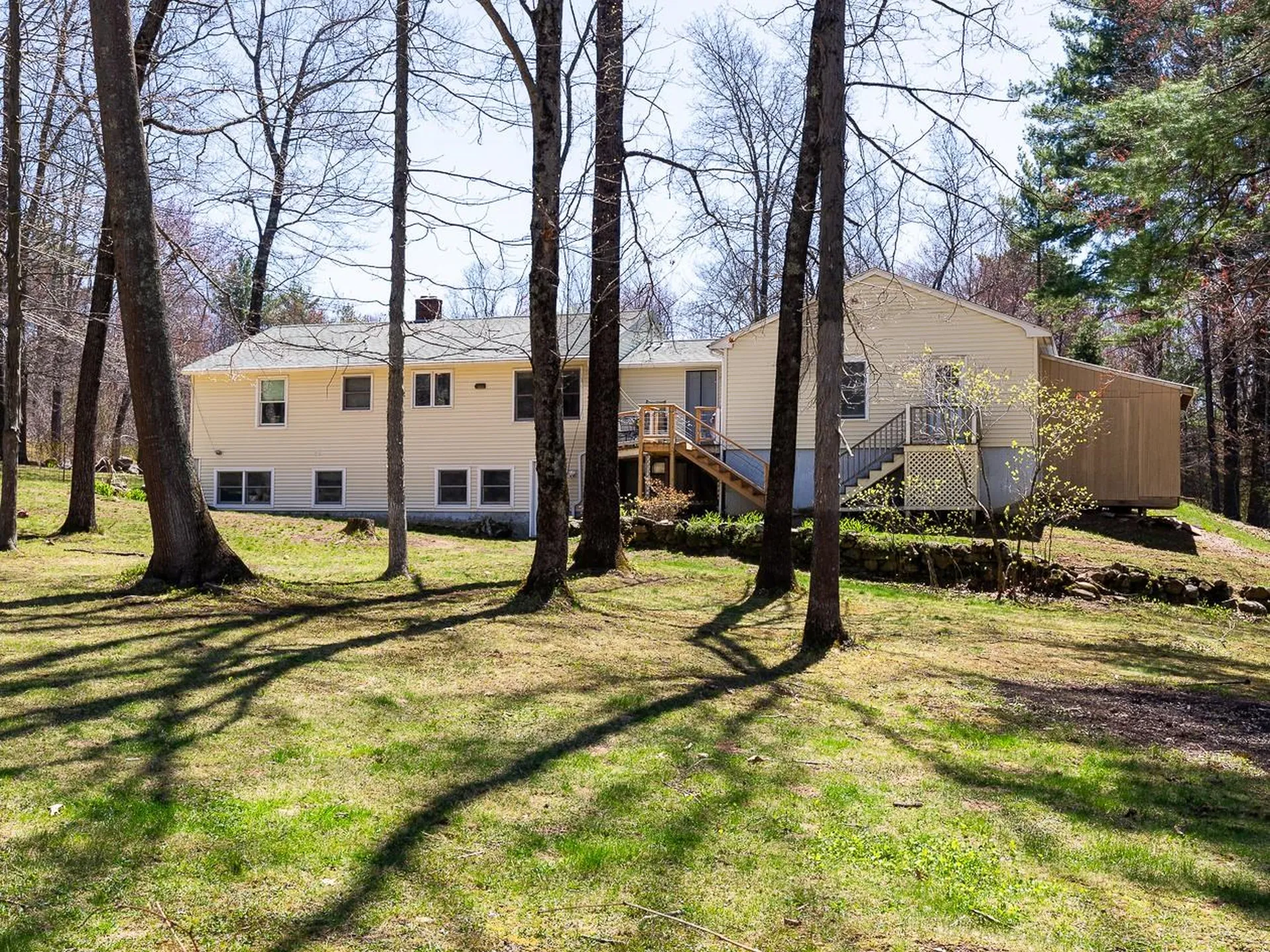 8 Laurel Lane Stratham NH 03885