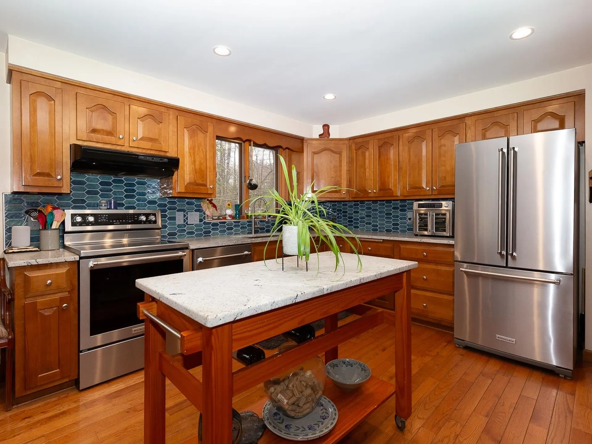8 Laurel Lane Stratham NH 03885