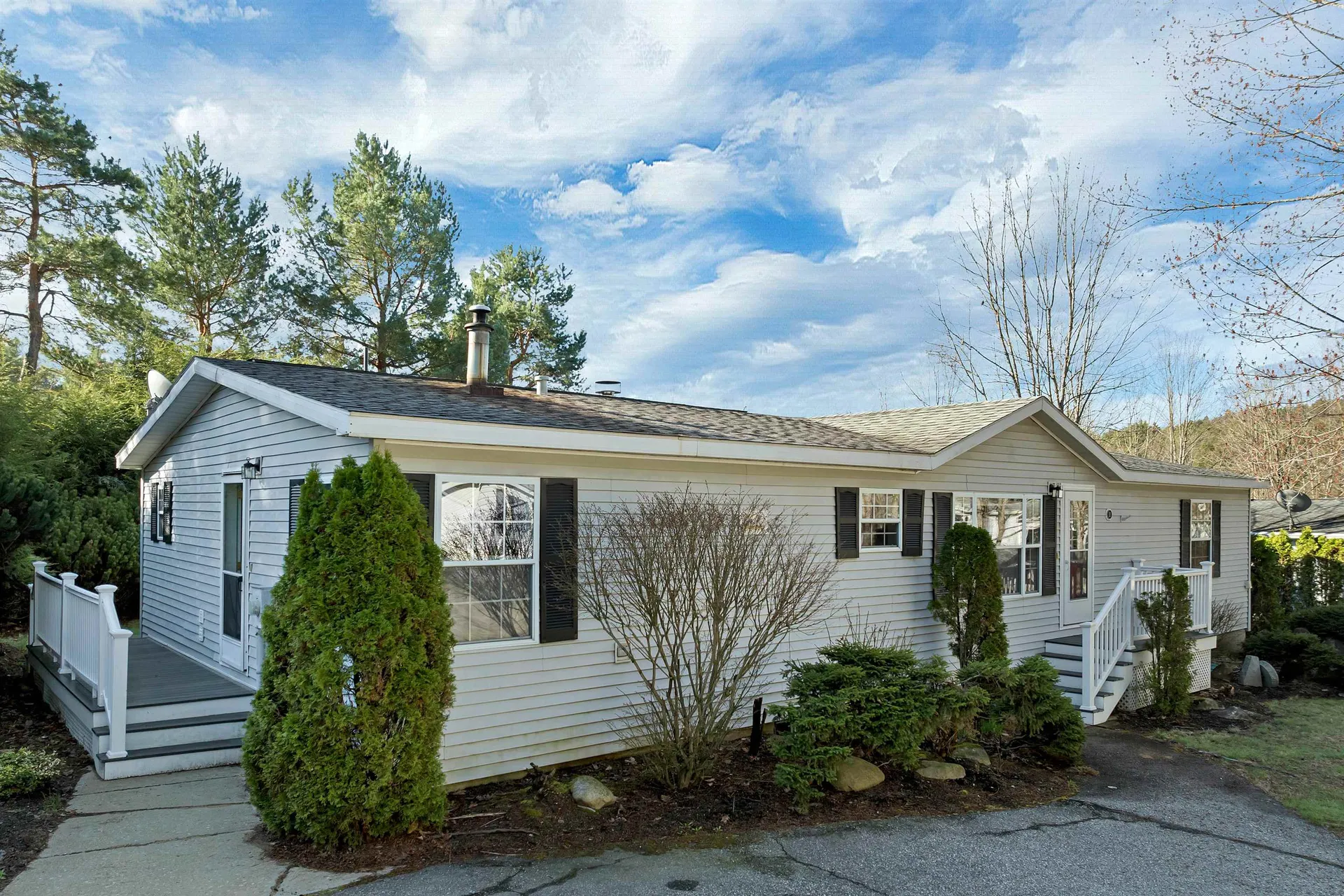 11 Lilac Lane Belmont NH 03220