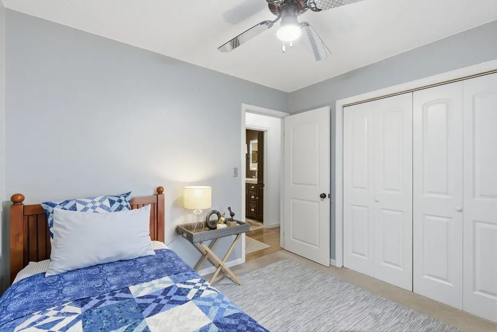 1138 Barber Pond Road Pownal VT 05261