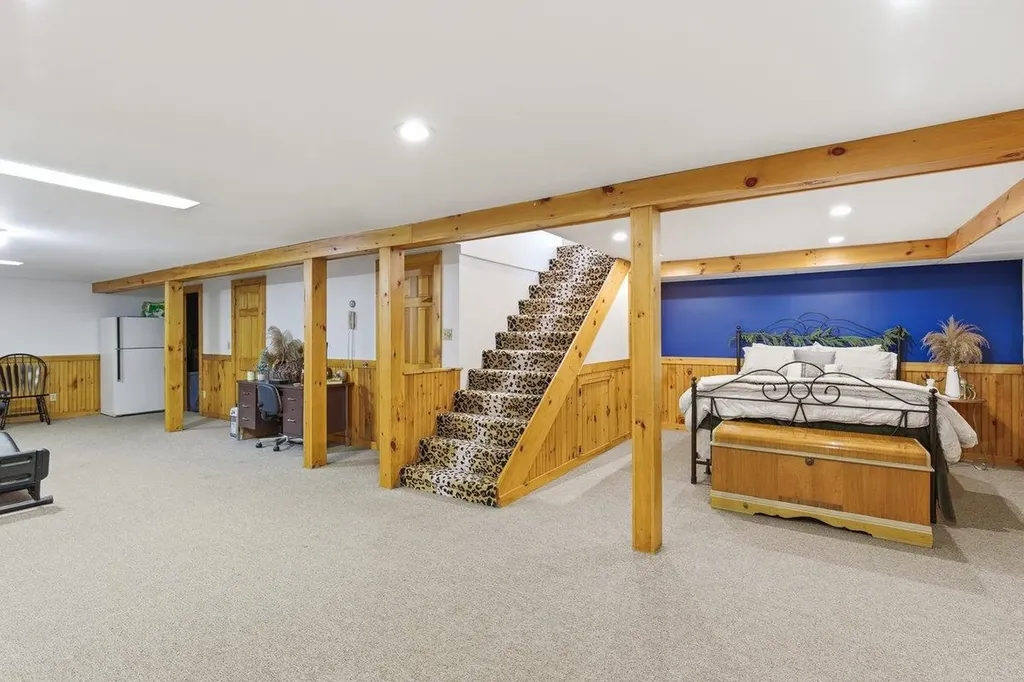 1138 Barber Pond Road Pownal VT 05261