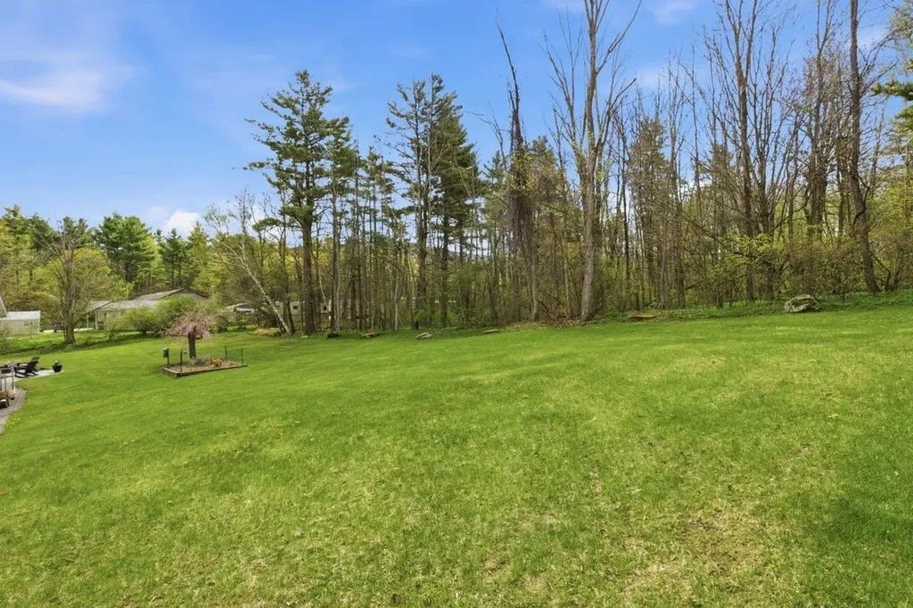 1138 Barber Pond Road Pownal VT 05261
