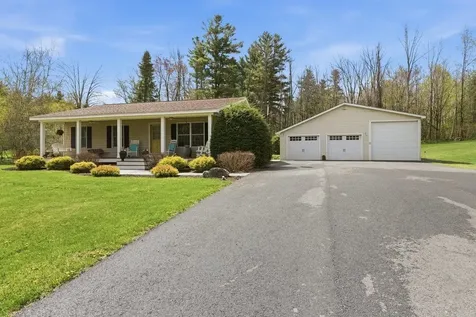 1138 Barber Pond Road Pownal VT 05261