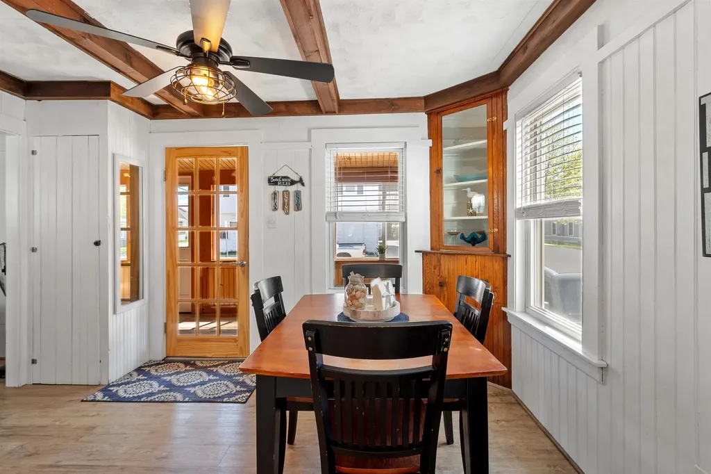 7 Concord Avenue Hampton NH 03842