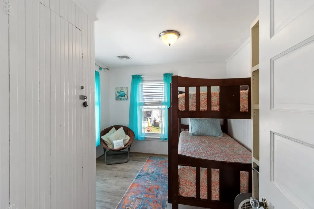 7 Concord Avenue Hampton NH 03842