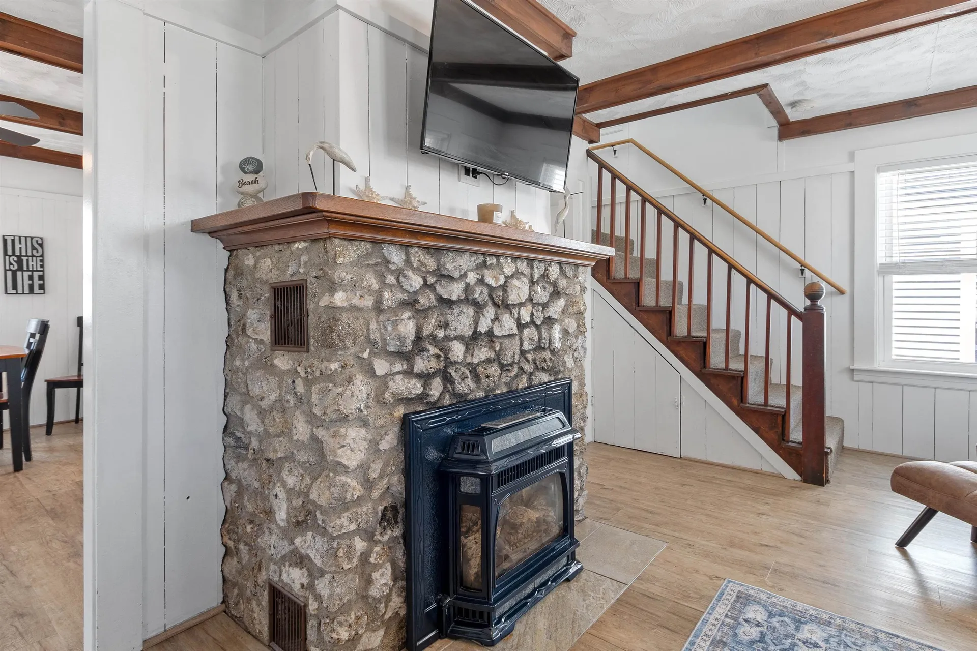 7 Concord Avenue Hampton NH 03842