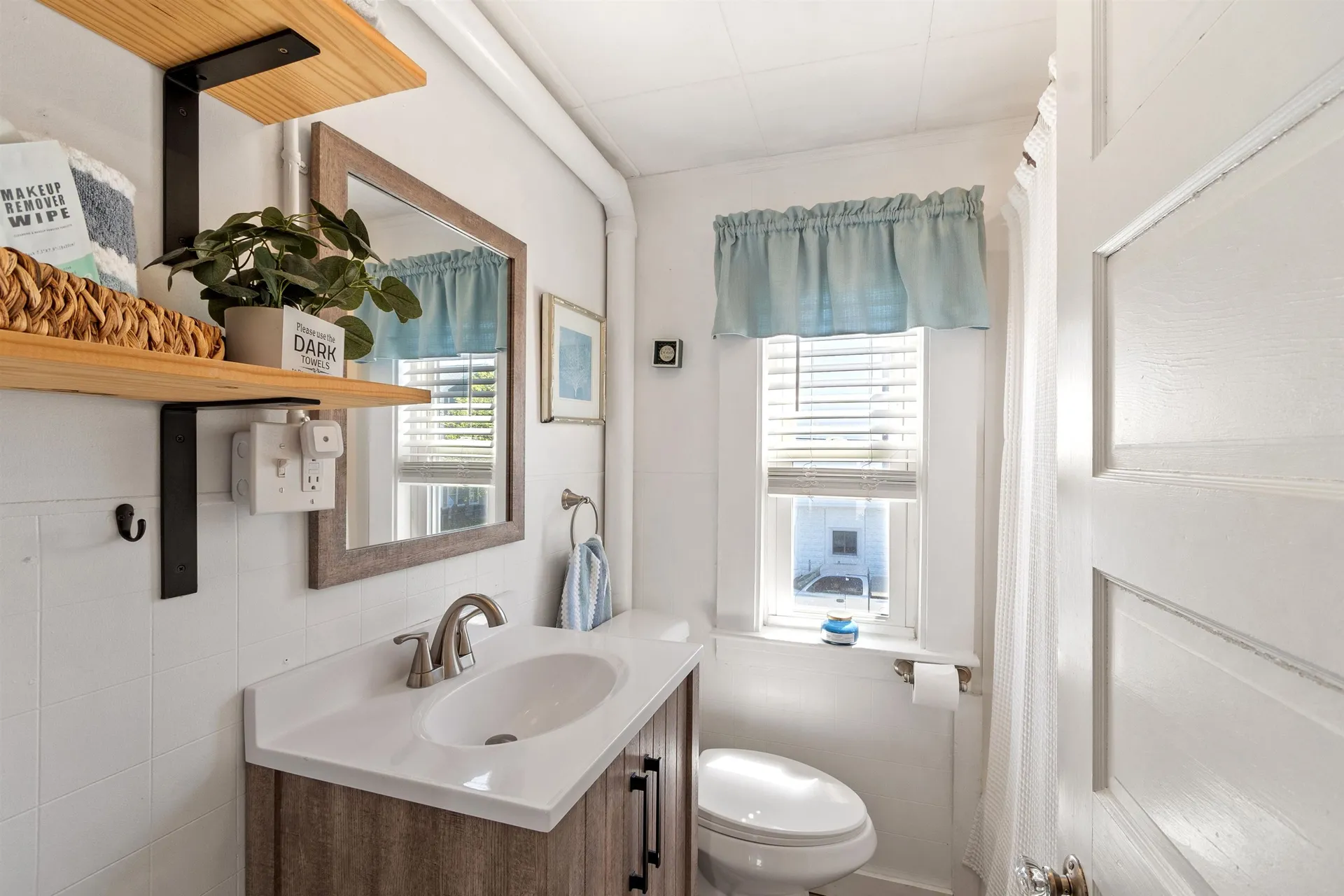 7 Concord Avenue Hampton NH 03842