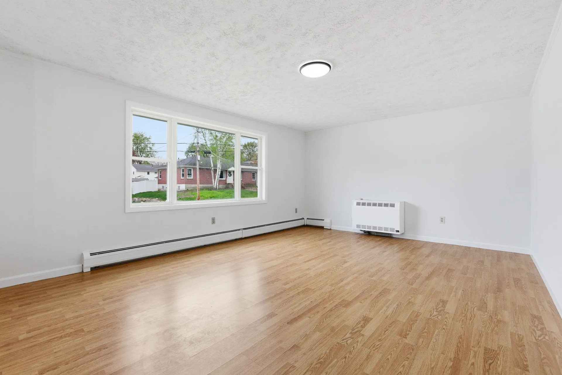 60 Rosedale Avenue Manchester NH 03103